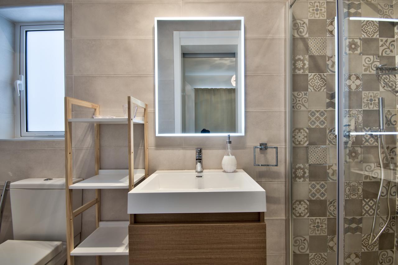 "Centre Point" Apartment St. Julian's Zewnętrze zdjęcie