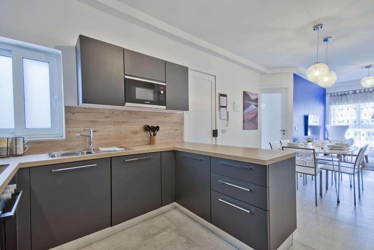 "Centre Point" Apartment St. Julian's Zewnętrze zdjęcie